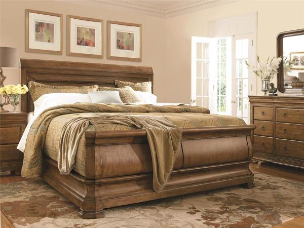 New Lou Louie P’s Sleigh Bed Beds Universal Furniture