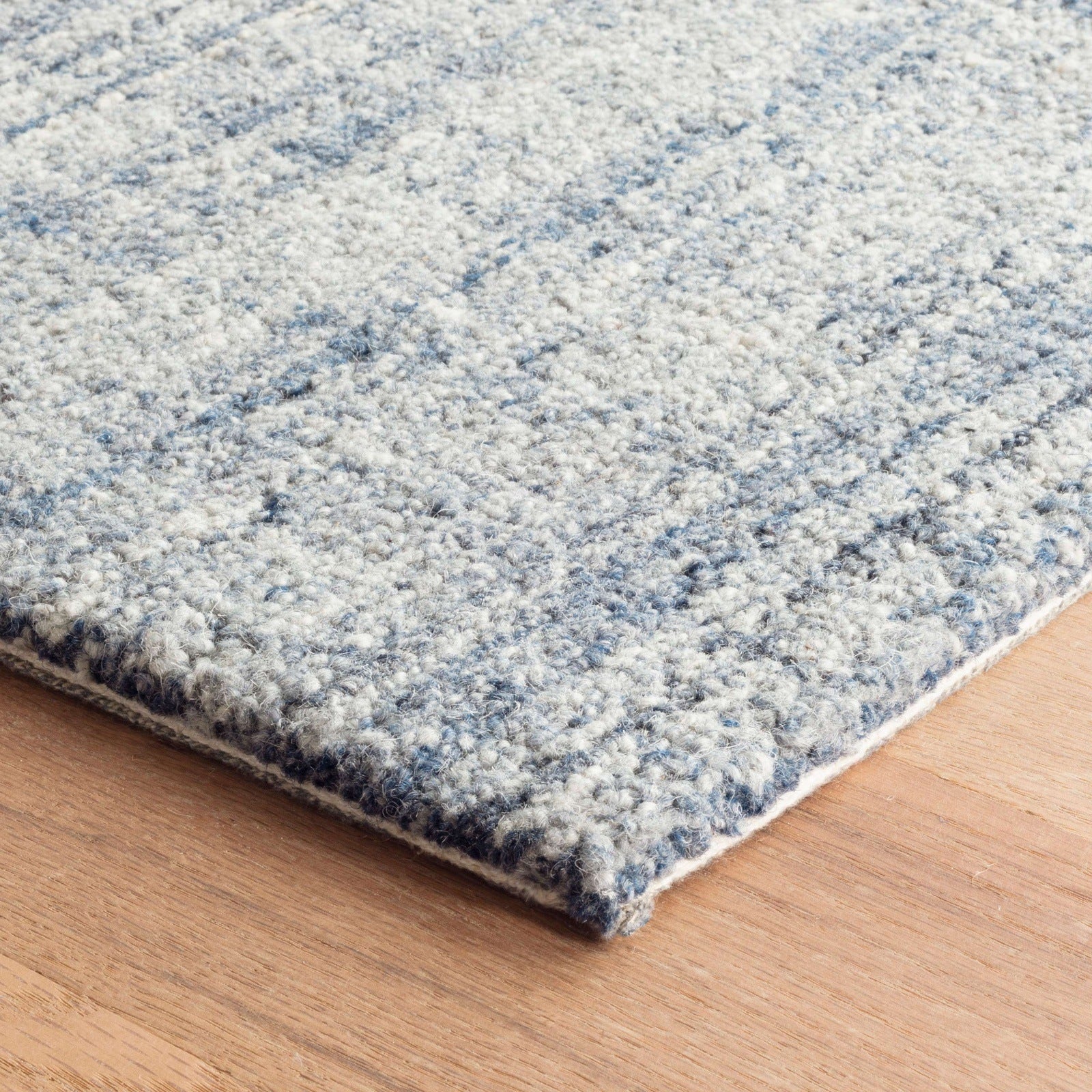 Harris Blue/Ivory Hand Micro Hooked Wool Rug - Image 4