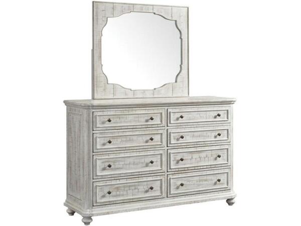 Eight Drawer Dresser - Image 3