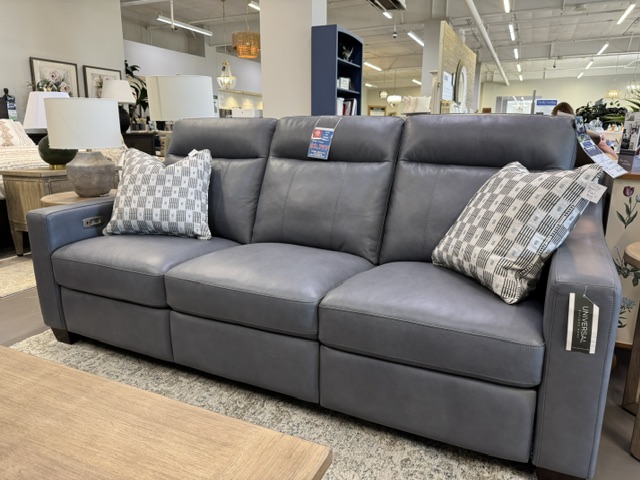 Universal Higgins Sofa